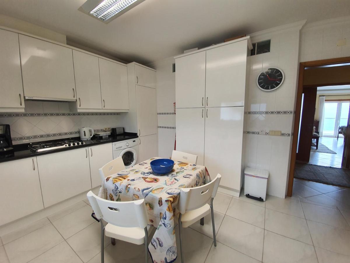 Nazare Apartamento Em Frente Ao Mar Eksteriør billede